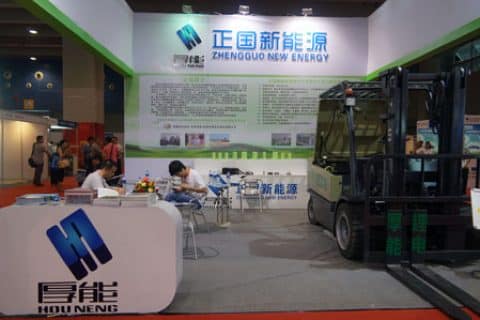 电动叉车新能源-磷酸铁锂电池
