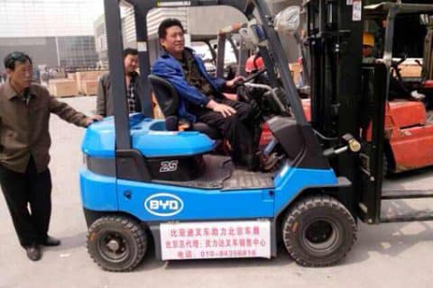 比亚迪叉车助力北京车展