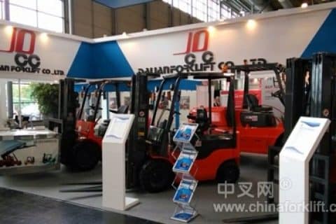 大连叉车携多款新产品参展德国CeMAT　2014
