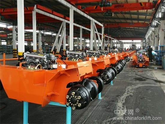 现代海麟重工突飞猛进 叉车新产品迎来新卖点