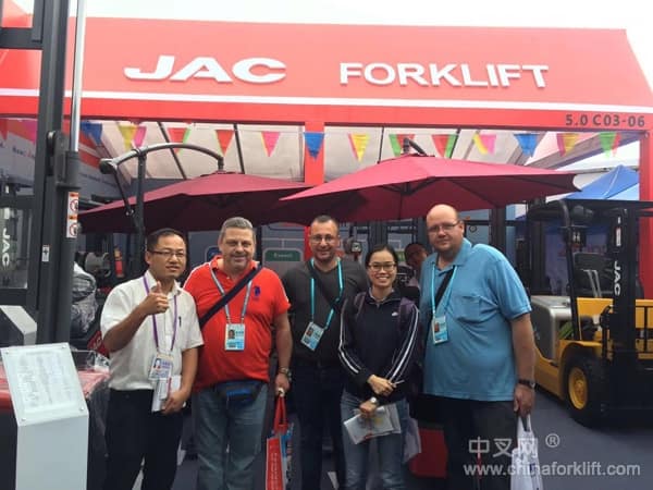 JAC携叉车新品精彩亮相广交会 发力新兴市场