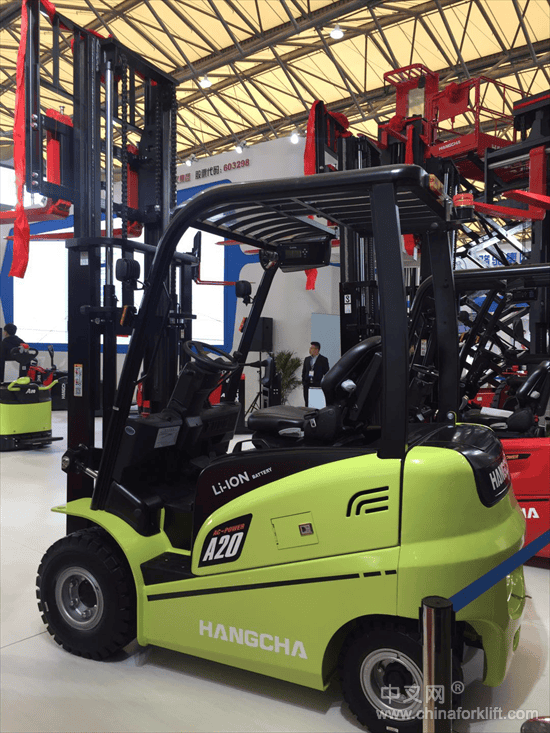 CeMAT ASIA 2017展会杭叉呈现中国制造新风采