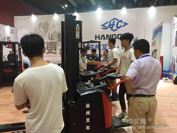 杭叉集团在LET CHINA展上彰显智能制造魅力