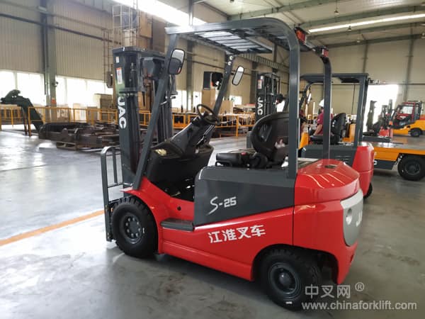 江淮叉车：品质领先 品牌向上