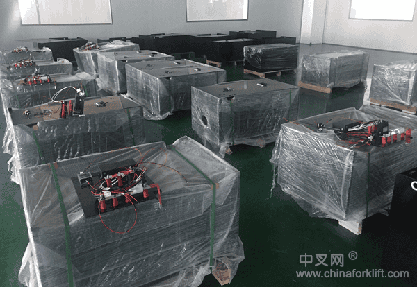 益佳通C位出道，抢占叉车锂电化“新赛道”