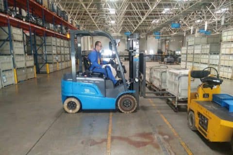 来自东风商用车的呼吁：环保是比亚迪叉车的责任也是我们的责任