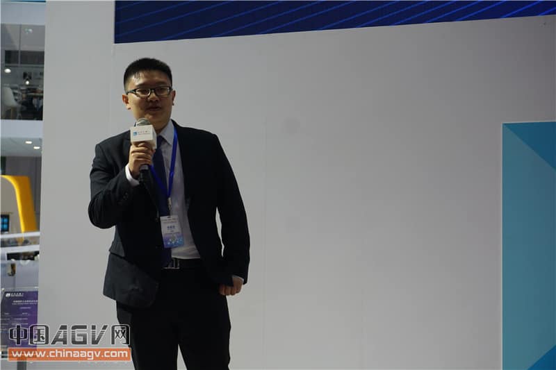 成都学叉车培训驾校