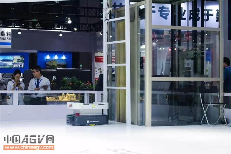 成都学叉车培训驾校
