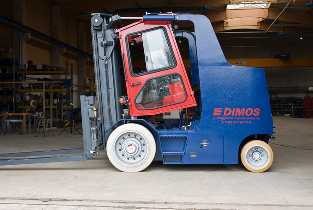 DIMOS推出新型电动紧凑、重型叉车