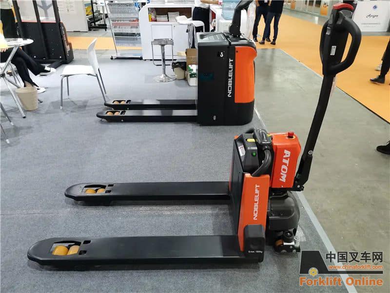 诺力叉车携多款锂电新品亮相LogiMAT China 2021