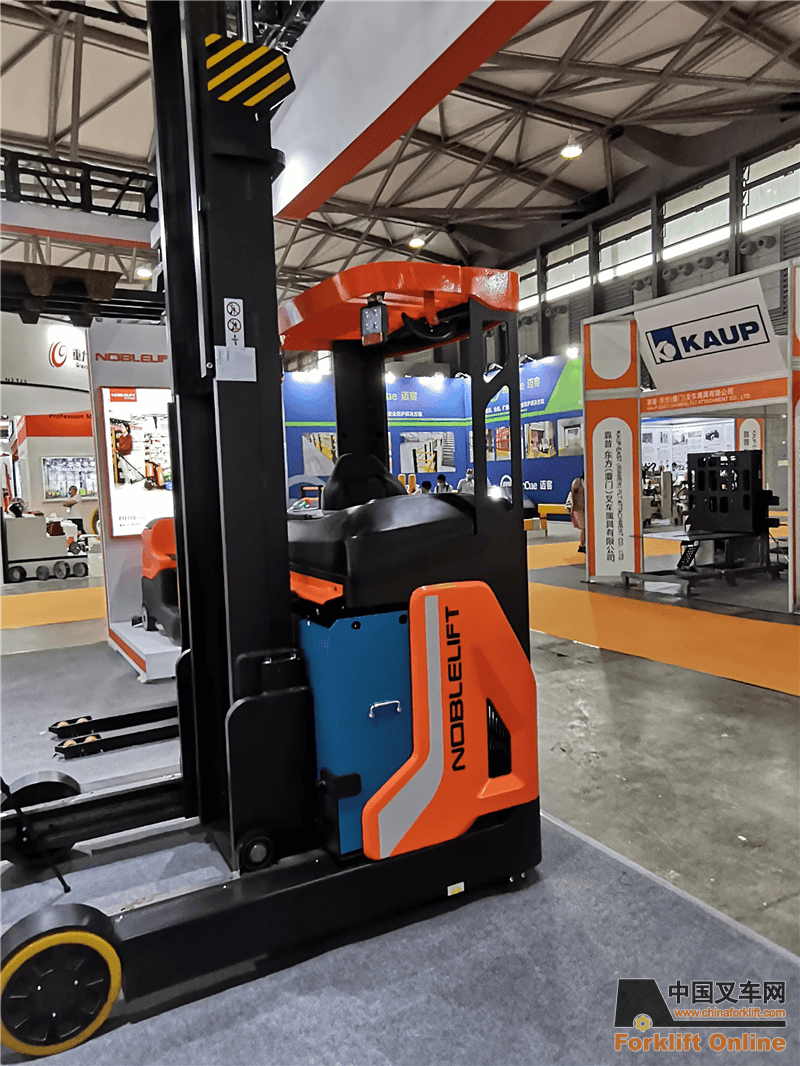 诺力叉车携多款锂电新品亮相LogiMAT China 2021