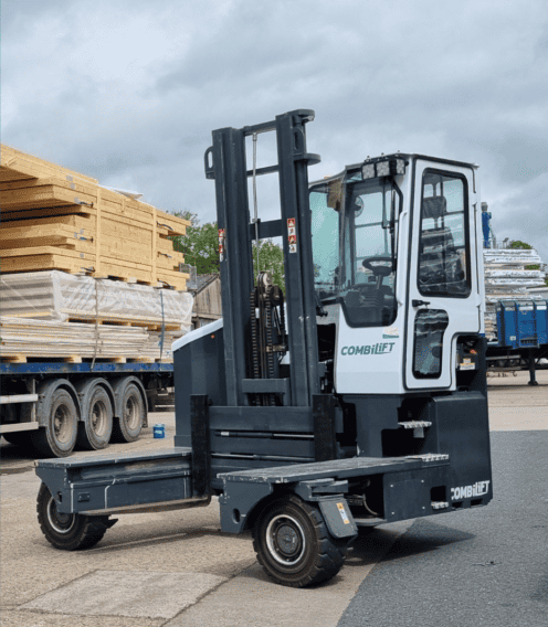 Combilift 推出 Combi-XLE电动多向叉车，室内室外都适用