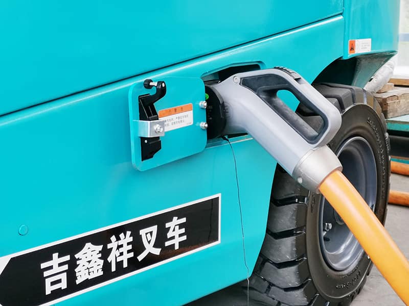 吉鑫祥1.5-4T新能源锂电叉车系列产品 全新上市