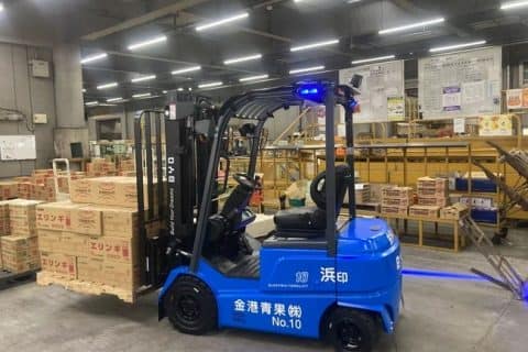 比亚迪叉车日本销售公司向日本Kinko Fruit and Vegetables公司交付电动叉车