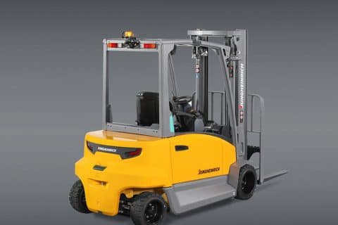 永恒力EFG MC 316/ 316k/ 320/ 325k/325/ 330四轮电动平衡重叉车 1.6-3.0t