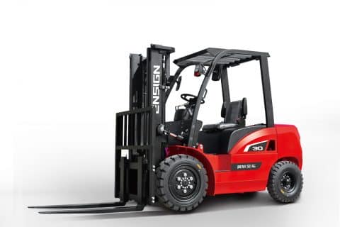 英轩重工G30内燃平衡重叉车