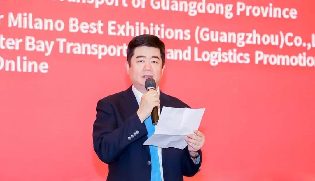 阆中龙工叉车