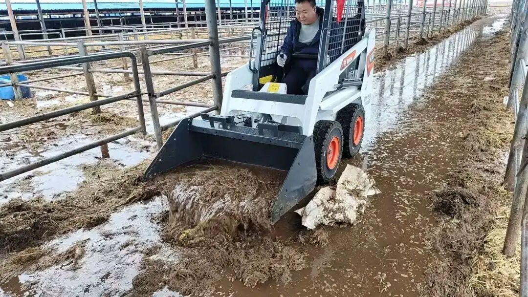 山猫亮相哈尔滨牧博会丨畜牧界的“全能帮手”火出圈！