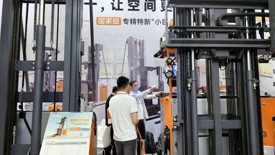 展会直击 | LogiMAT首日热度拉满!卓一凭窄巷道物流方案实力圈粉!