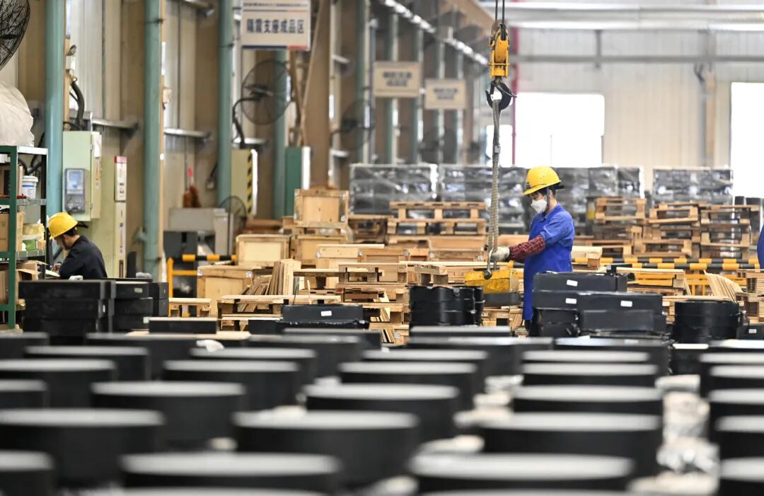 国家级表彰!柳工欧维姆公司荣获全国五一劳动奖状