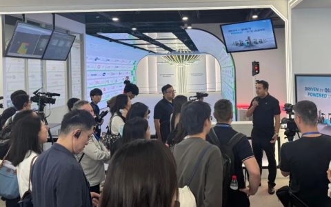 记者走进树根科技，三一机器人低碳化、数智化、全球化成果引外媒聚焦