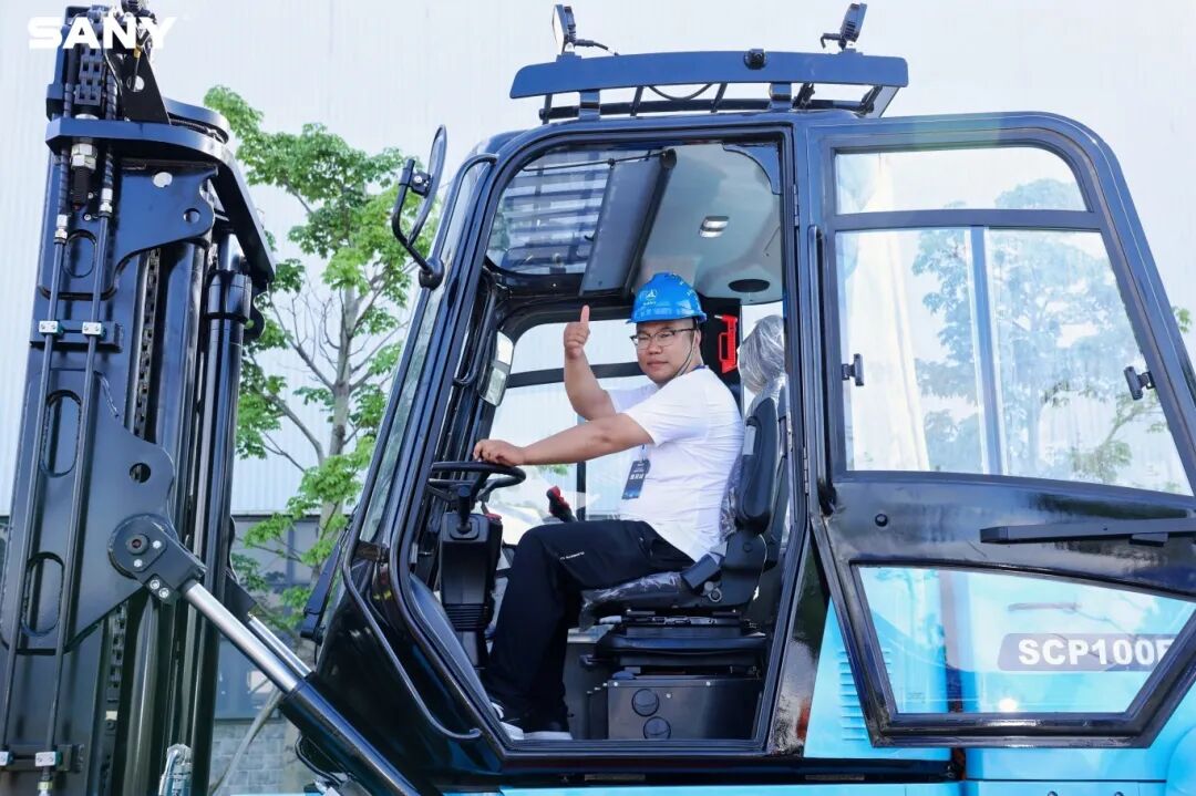 三一海工2026年叉车&抓料机客户交流观摩活动隆重举办