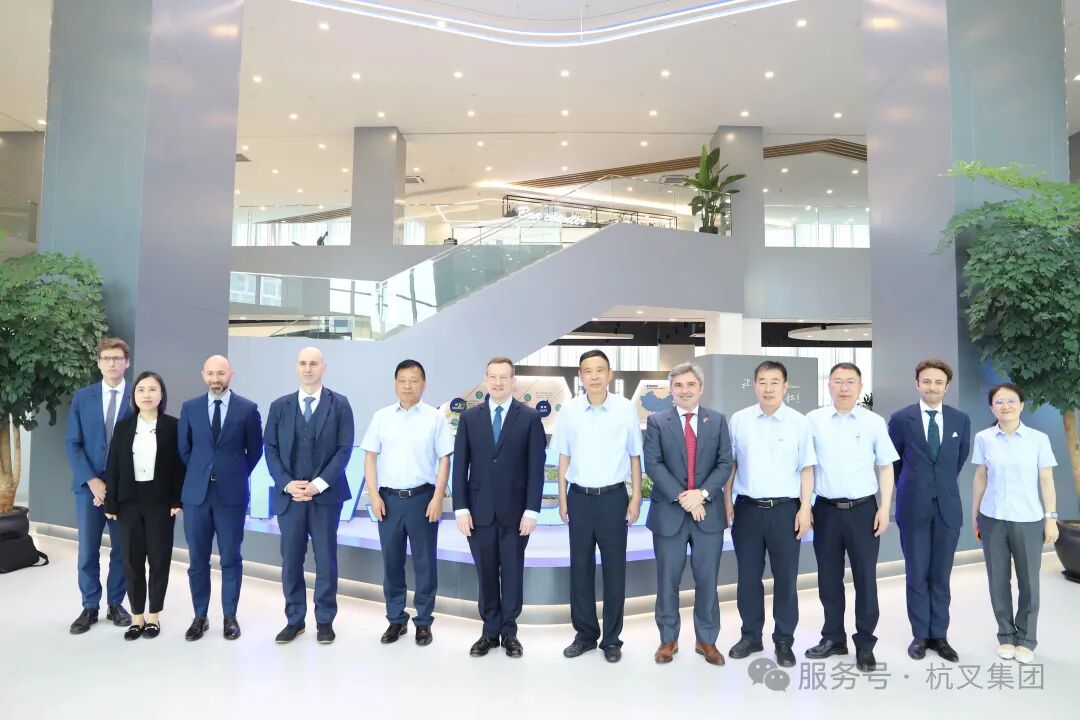 杭叉集团|法国驻华使领馆代表团到访杭叉集团