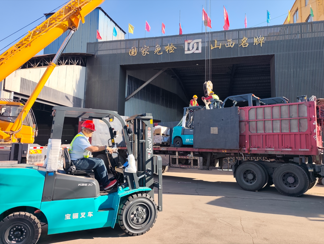 火爆交车 | 宝骊电车批量交付铸造名企，推动全厂叉车一举油转电