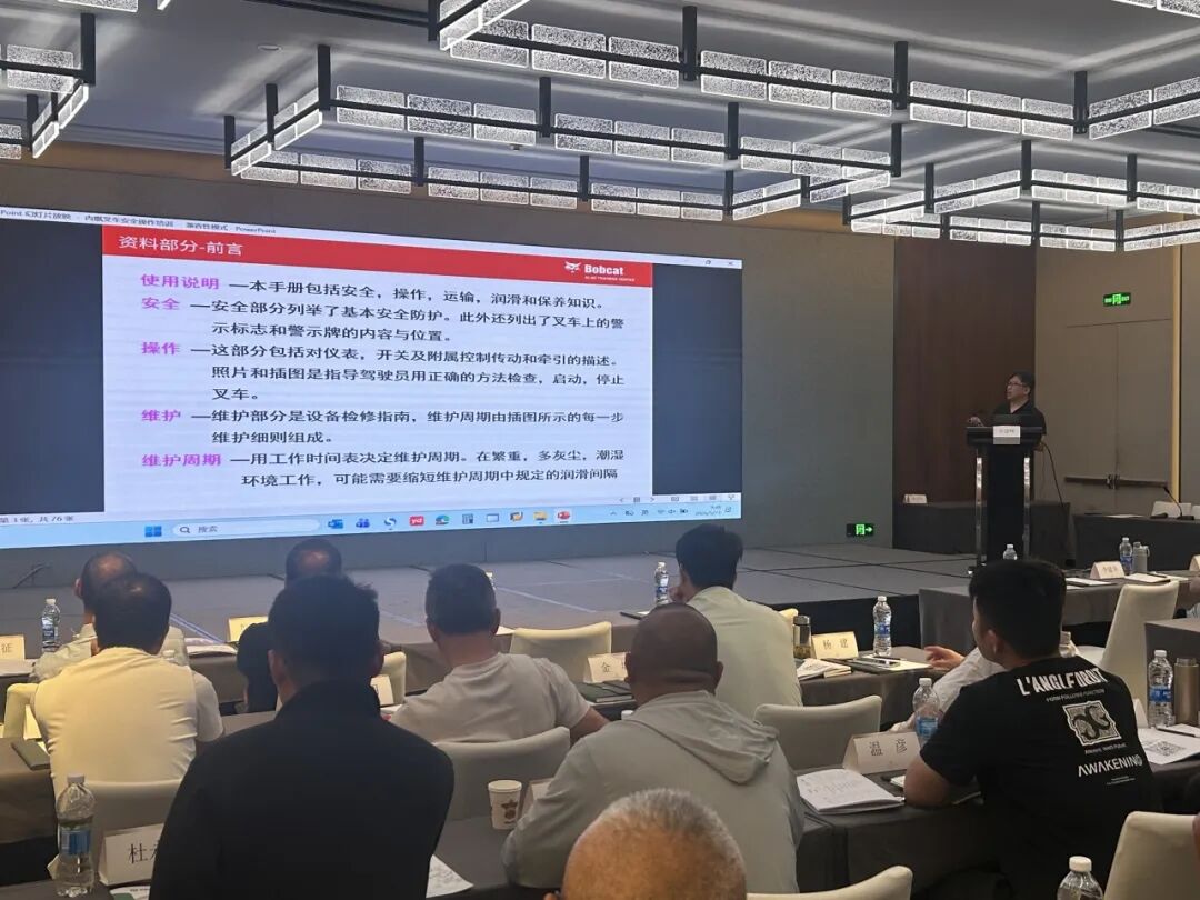 以匠心致“棉”安丨山猫叉车携手战略客户共筑储备防线