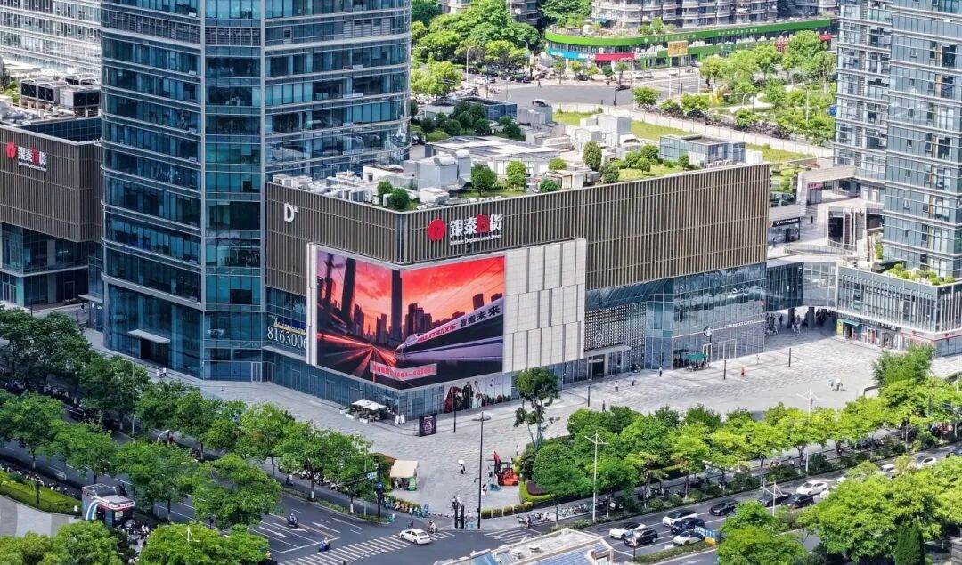 诺力叉车・智搬未来|高铁加速度,湖人足球风--品牌盛宴点亮杭州