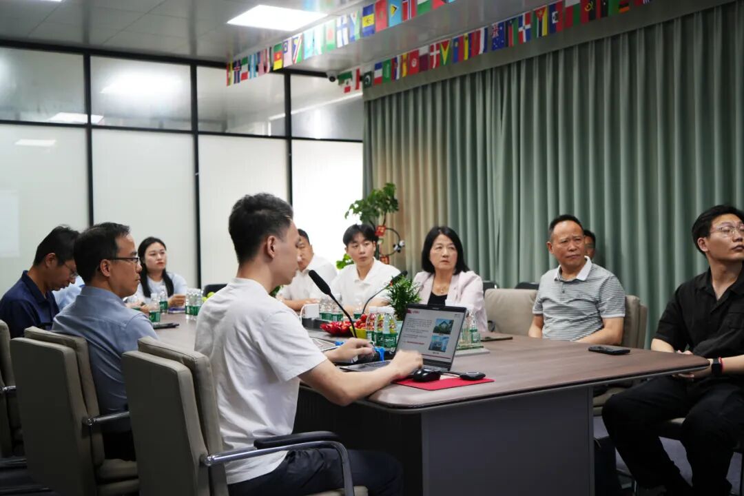 提链行动之智造企业行暨协会理事会议在爱普拉新能源圆满举办!