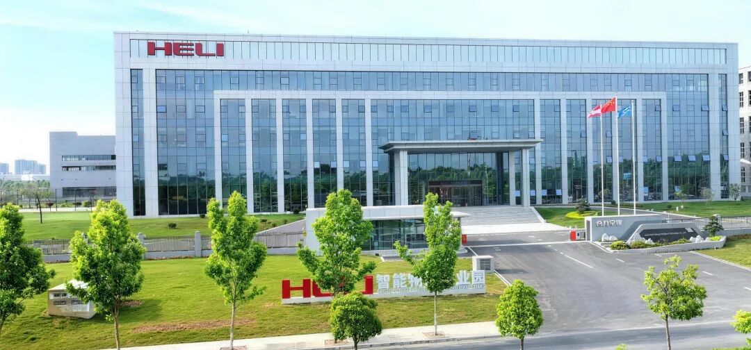 合力宇锋 | 智能AGV线控车体赋能行业新跃升