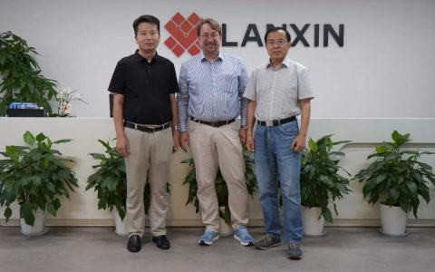 共话智慧物流：国际顶级物流专家到访蓝芯机器人，共探全球化发展新机遇