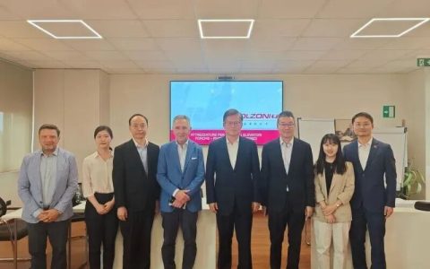 中国驻米兰总领馆张承刚领事一行参观博索尼意大利公司