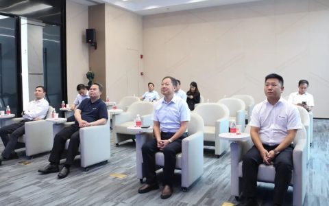 柳工集团、柳工股份董事长郑津一行莅临佛朗斯股份视察、指导